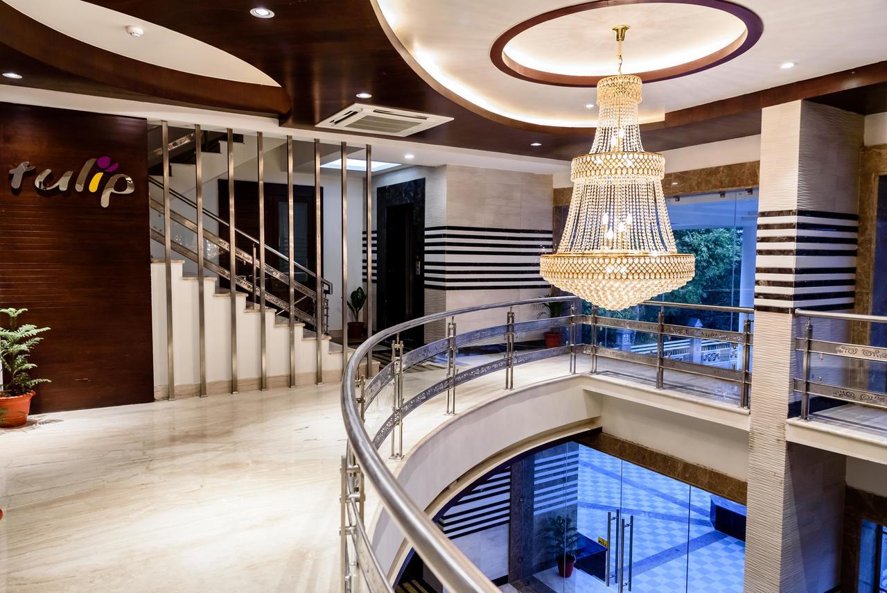 Konark Grand Hotel Mirzāpur Exterior foto